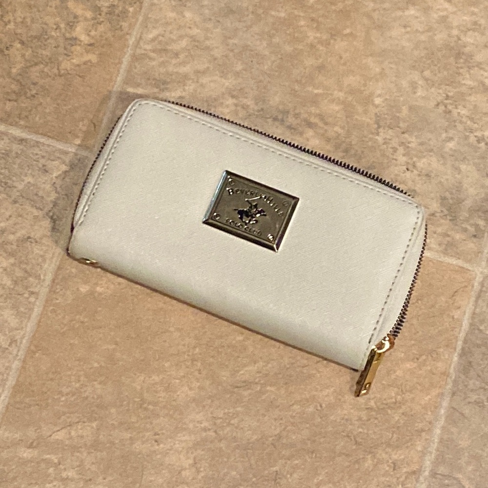 Ivory vegan double zip wallet
